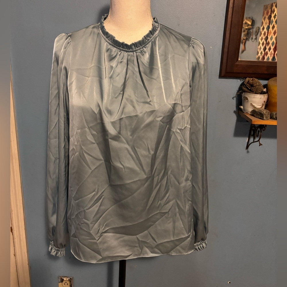 Cupcakes and Cashmere, Beautiful, Sateen Blouse